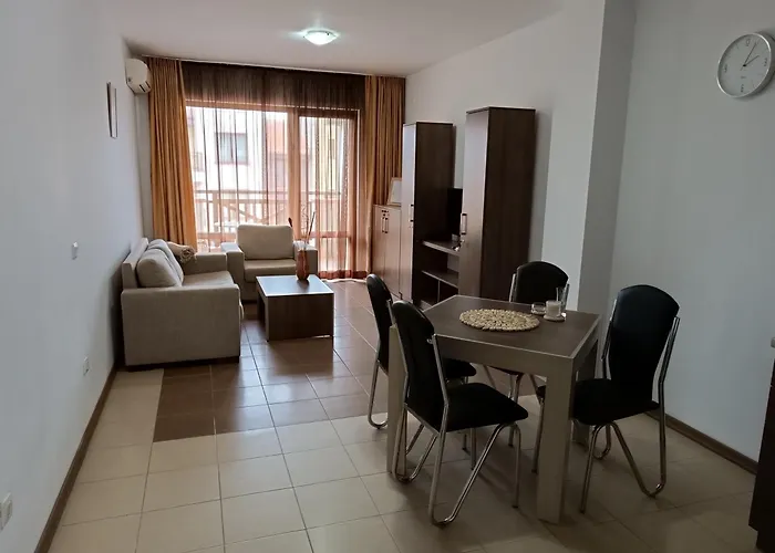Apartment литорал Chernomorets